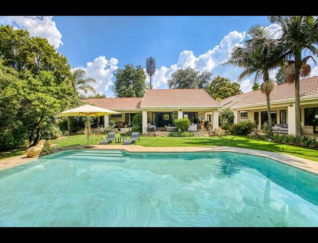 7 BEDROOM HOUSE FOR SALE IN BRYANSTON